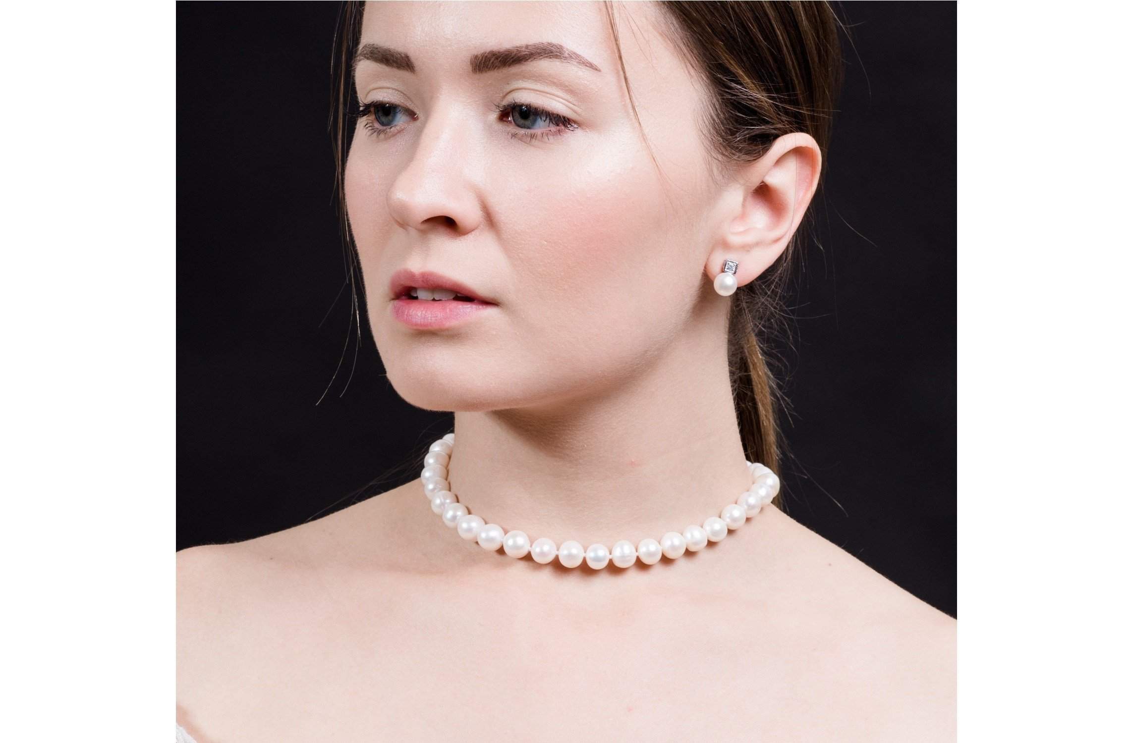 White Off-Round Freshwater Pearl Choker 9-10mm-Pearl Rack