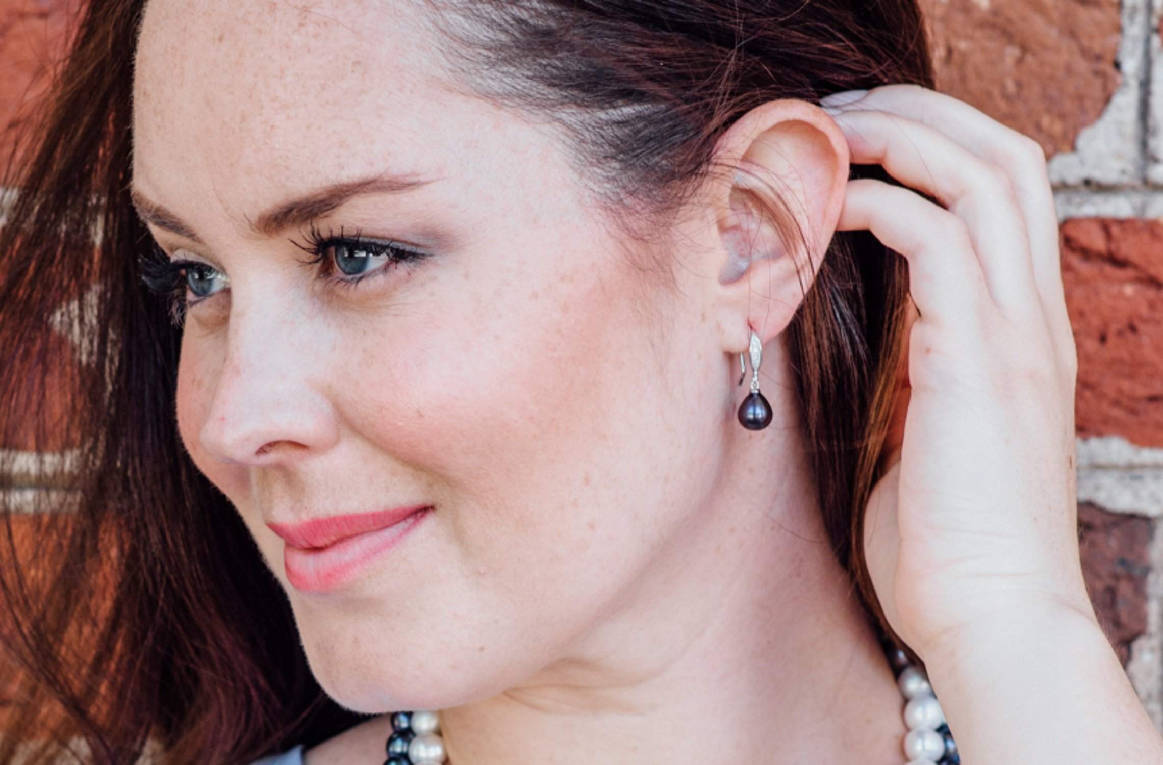 Rice Shape Dark Blue Cultured Freshwater Pearl Dangle Drop Earring with Sterling Silver 9mm-Pearl Rack