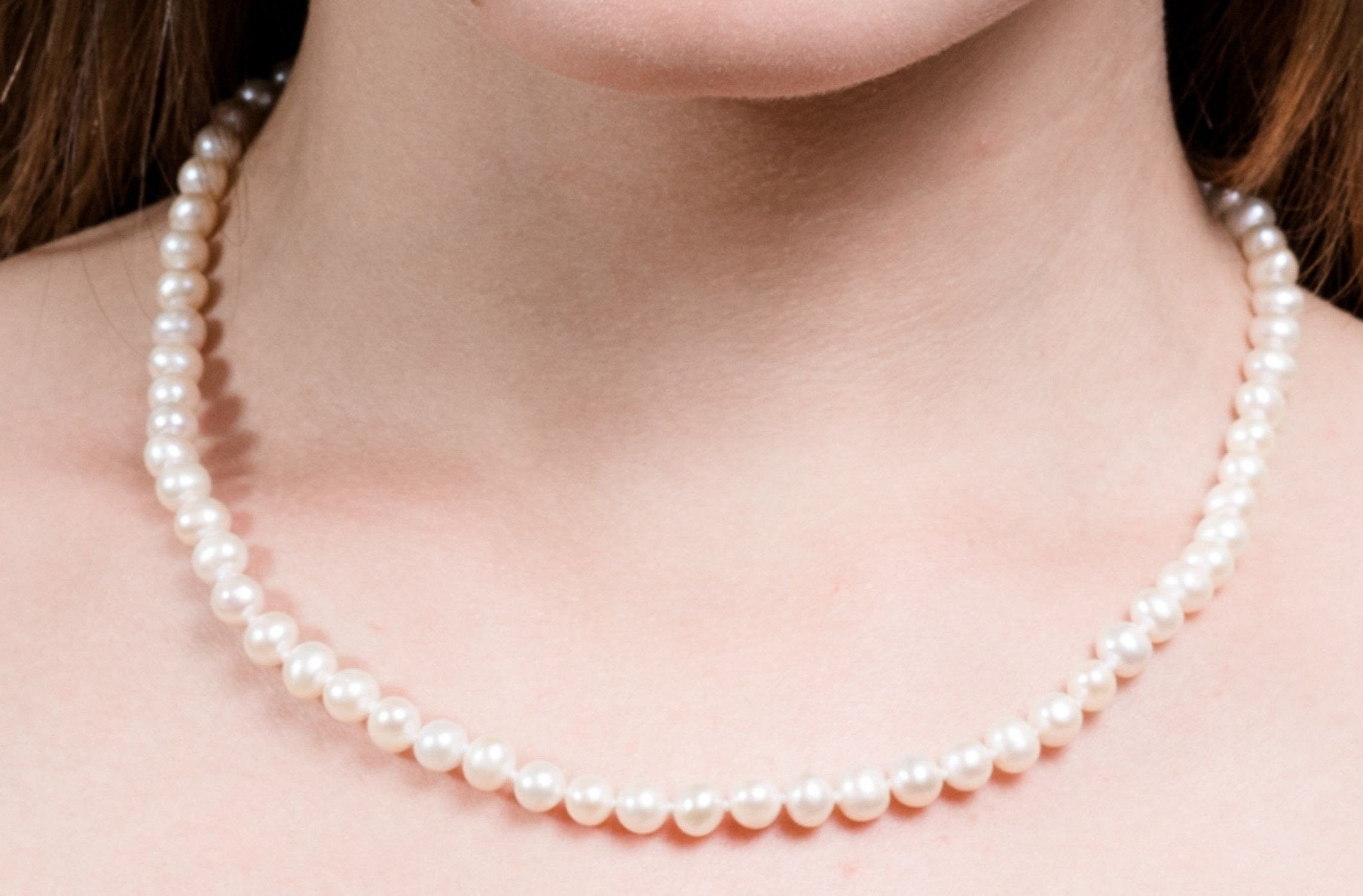 White Off-Round Freshwater Pearl Necklace 8mm-Pearl Rack