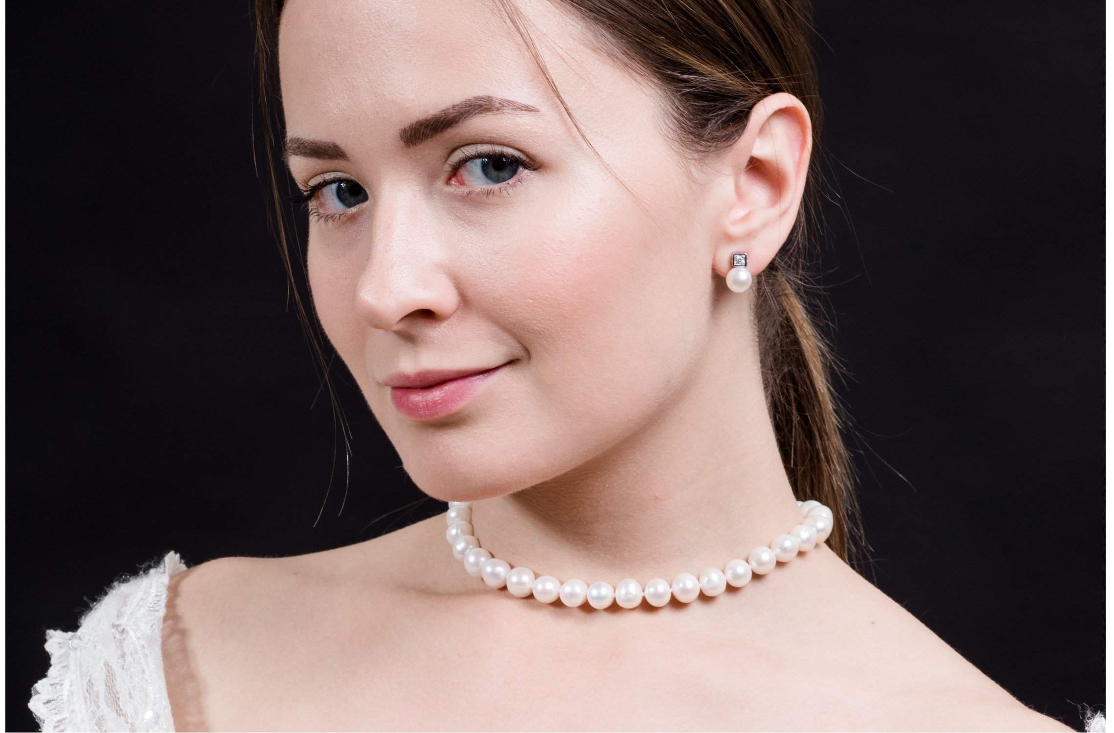 White Off-Round Freshwater Pearl Choker 9-10mm-Pearl Rack