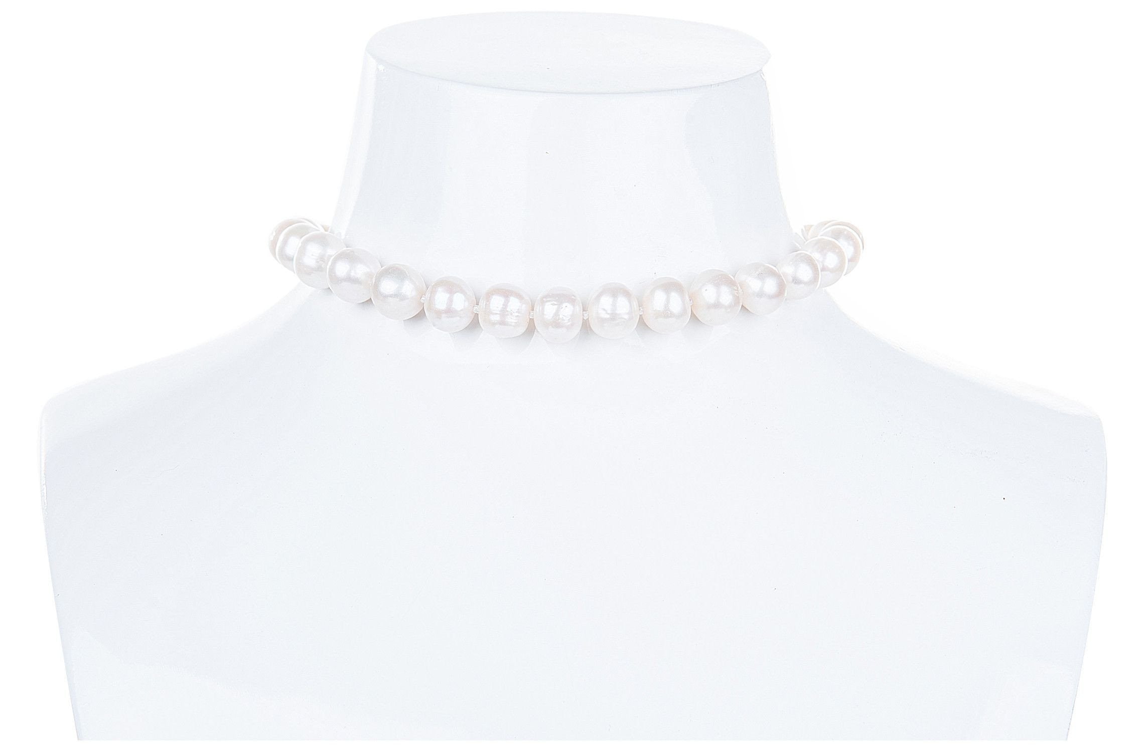 Pearl Necklace Chokers