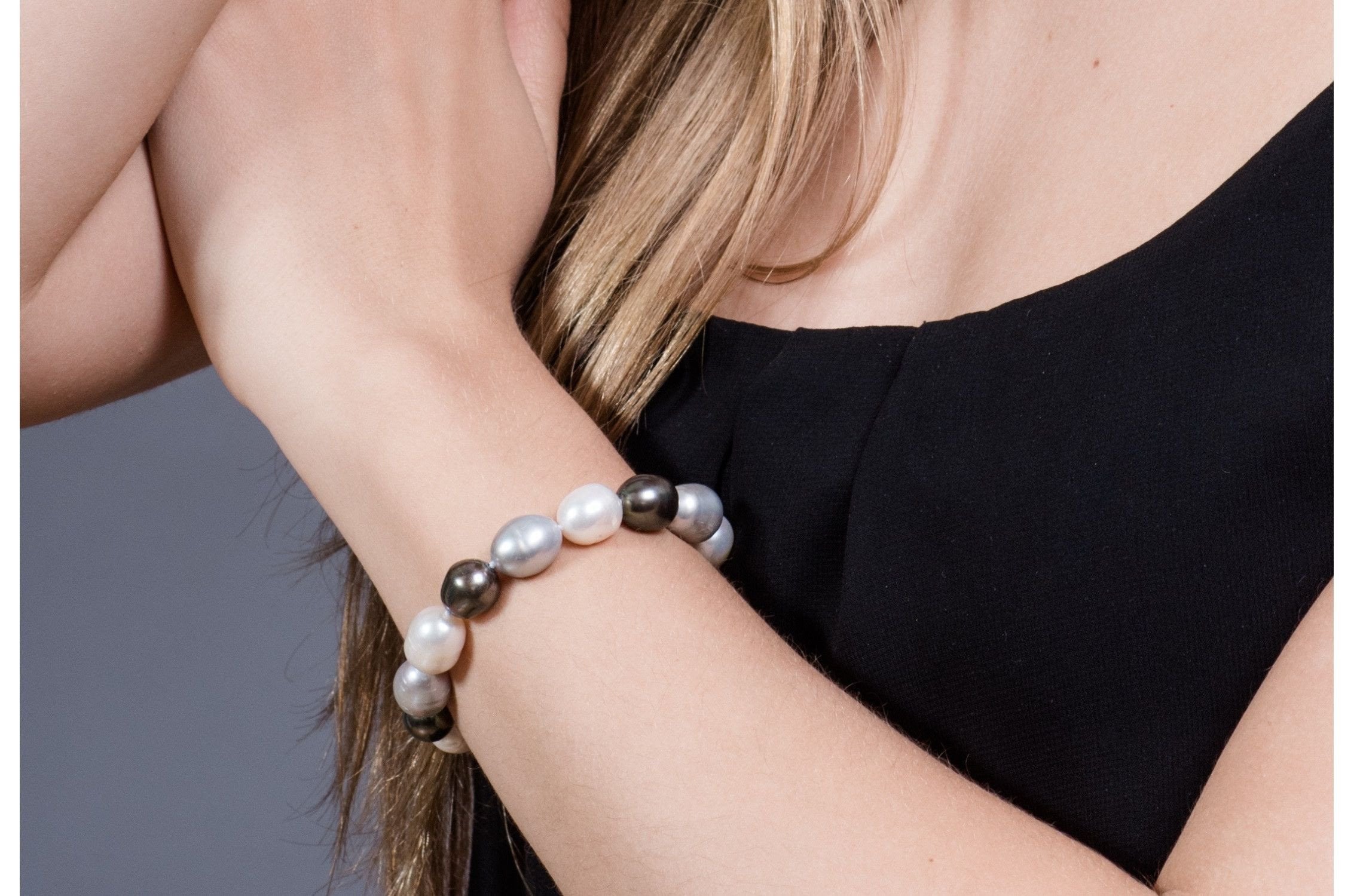Single Strand Rice Shape Multi-Color Freshwater Pearl Bracelet 11mmx13mm-Pearl Rack