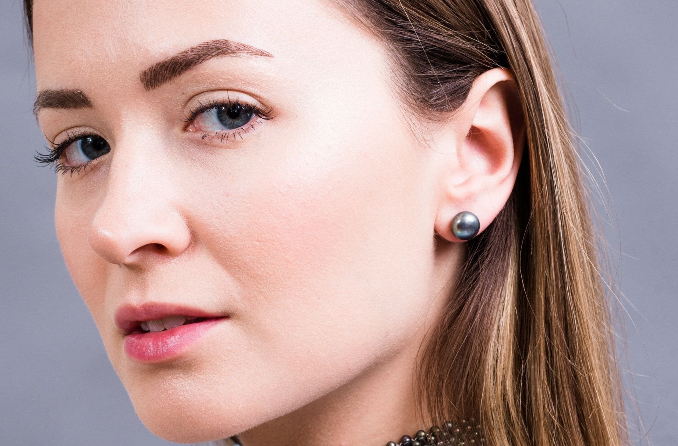 Peacock Green Freshwater Pearl Stud Earrings Sterling Silver 10mm-Pearl Rack